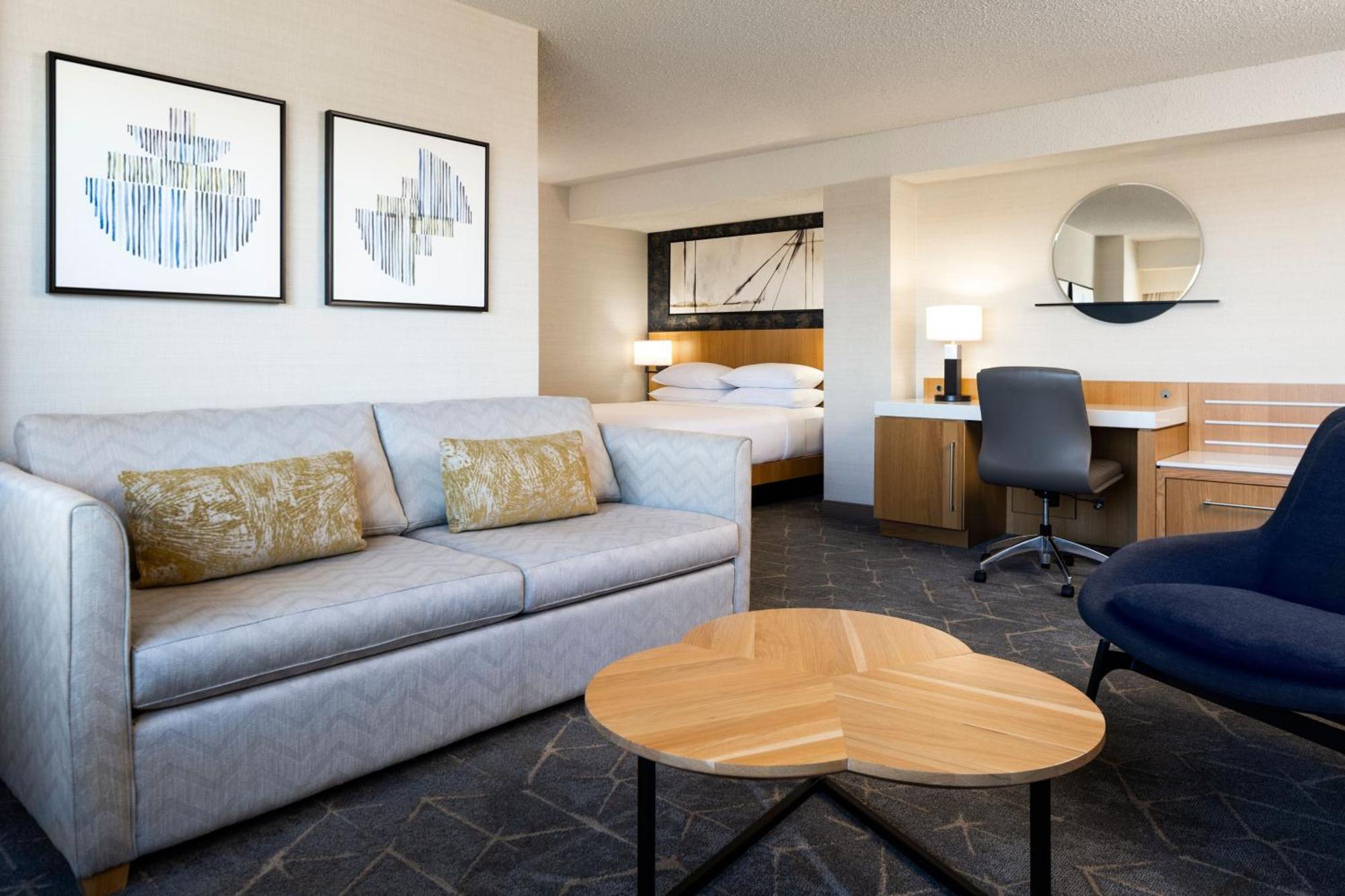 Delta Hotels by Marriott Saskatoon Downtown Exteriör bild